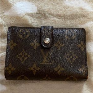 LV wallet *ONE DAY SALE*